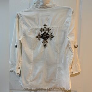 Vintage Guess Jeans White Snap Button-Up Shirt with Embroidered Cross Design